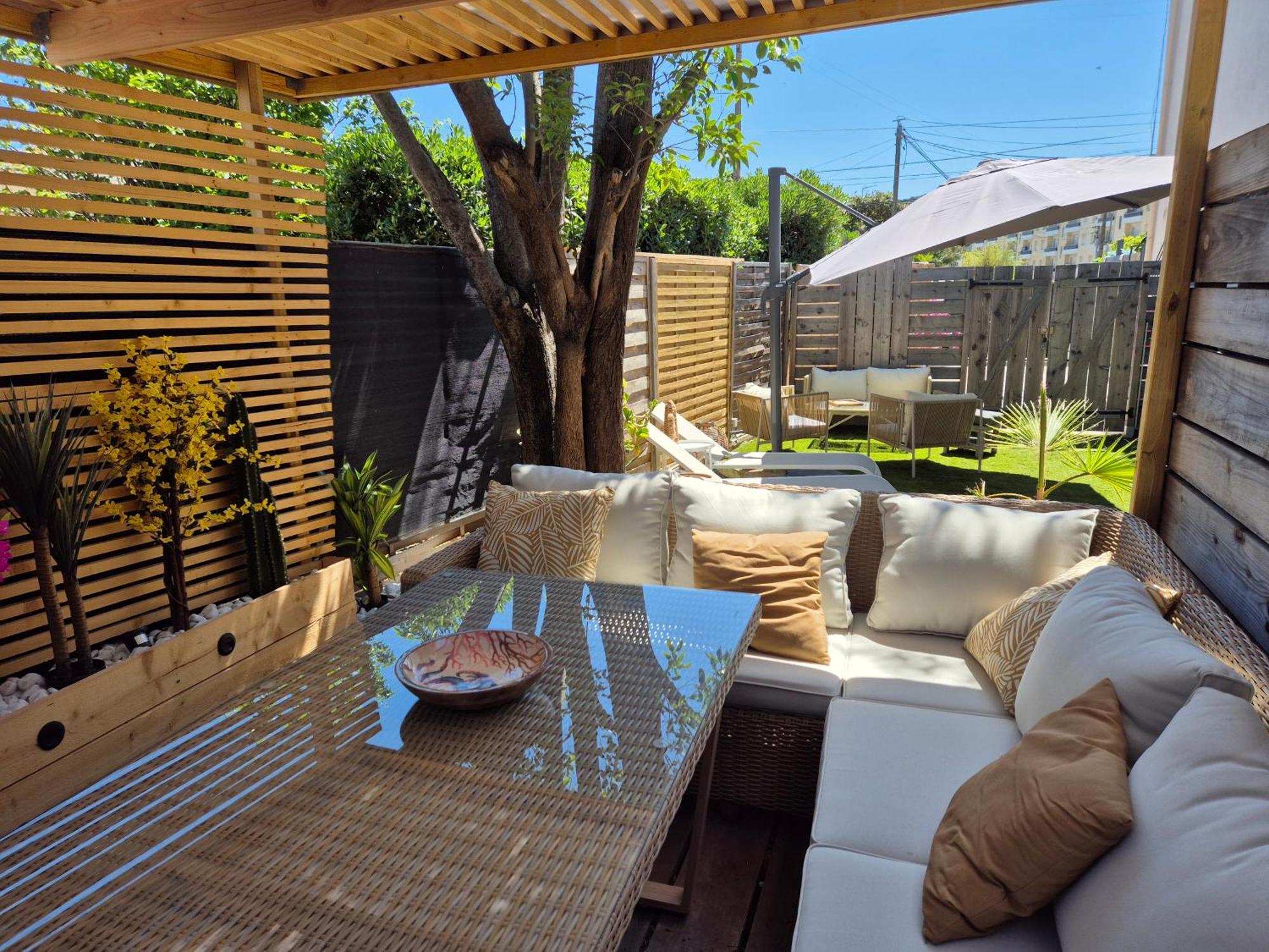 Magnifique Appartement 2 Chambres Avec 50 M2 De Jardin Privatif La Crau Exteriör bild